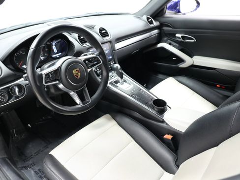 Used 2021 Porsche 718 Cayman RWD image 39