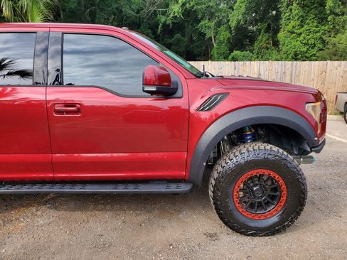 Used 2018 Ford F150 Raptor w/ Equipment Group 802A Luxury AWD/4WD image 17