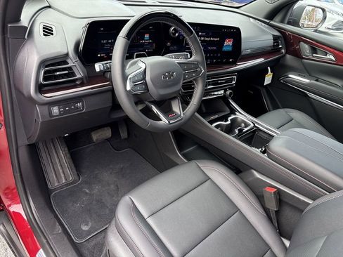 New 2026 Chevrolet Traverse Z71 w/ Enhanced Driving Package image 11