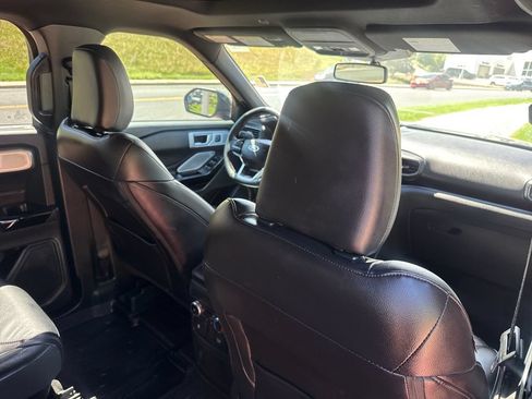 Used 2023 Ford Explorer ST w/ Equipment Group 401A AWD/4WD image 30