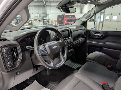 Used 2024 Chevrolet Silverado 1500 Custom image 15