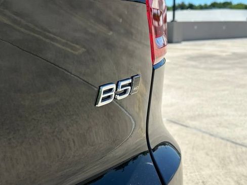 Certified 2026 Volvo XC40 B5 Plus AWD/4WD image 39