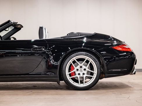 Used 2009 Porsche 911 Carrera 4S AWD/4WD image 30