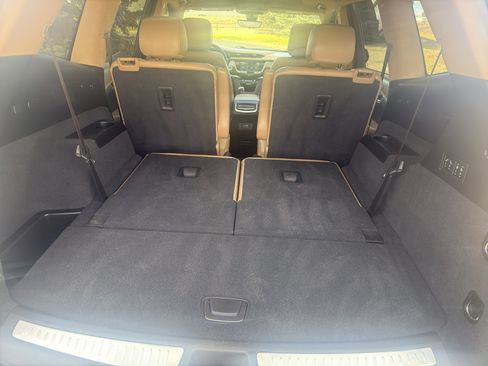 Used 2022 Cadillac XT6 Sport image 10