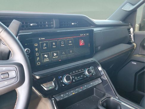 Used 2024 GMC Sierra 2500 AT4 w/ AT4 Premium Plus Package image 22