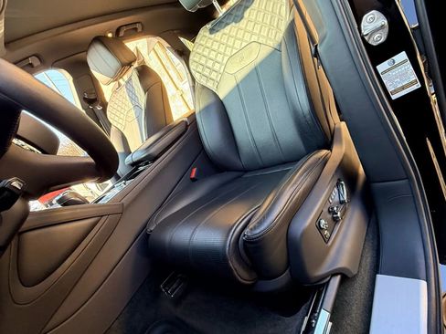 Used 2022 Bentley Bentayga Speed image 34