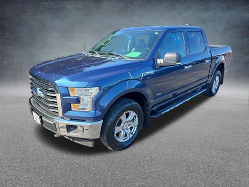 Used 2017 Ford F150 XLT w/ Equipment Group 302A Luxury AWD/4WD image 3