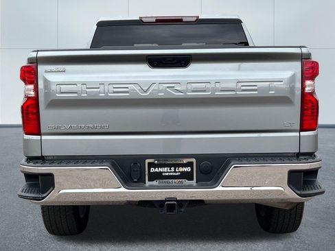 Used 2024 Chevrolet Silverado 1500 LT AWD/4WD image 4