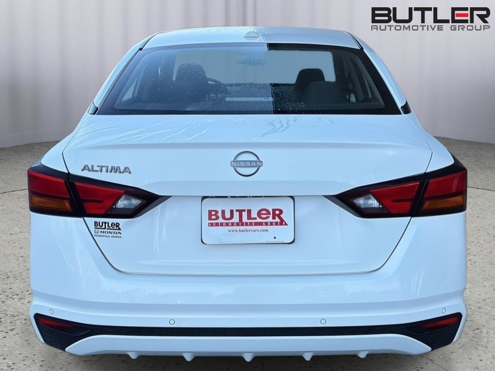 Used 2025 Nissan Altima 2.5 SV FWD image 5