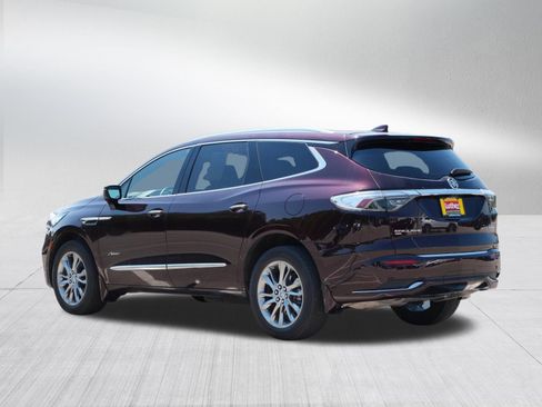 Used 2023 Buick Enclave Avenir w/ Avenir Technology Package AWD/4WD image 5