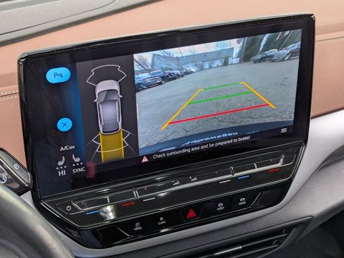 Certified 2022 Volkswagen ID.4 Pro S w/ Gradient Package image 19