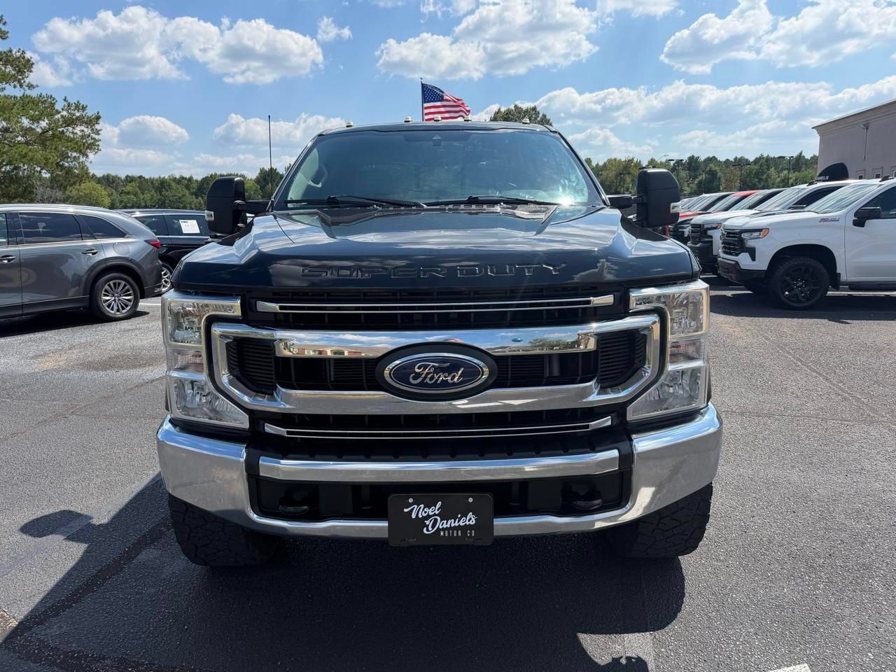 Used 2022 Ford F250 XL w/ STX Appearance Package AWD/4WD image 2