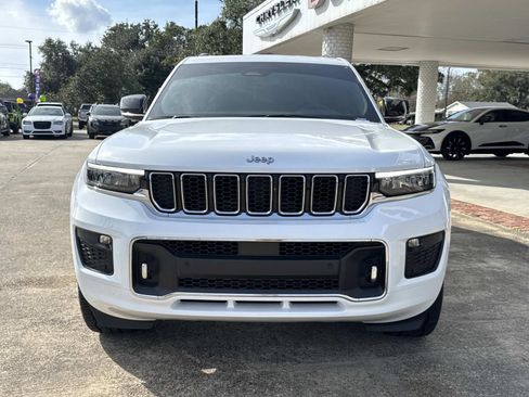 Used 2023 Jeep Grand Cherokee L Overland image 2