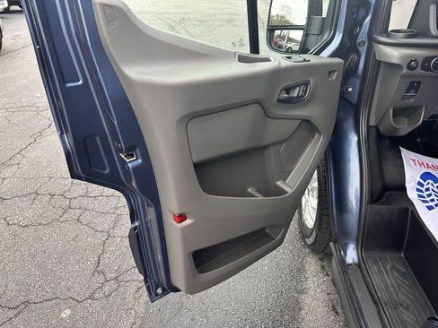 Used 2025 Ford Transit 350 XL image 9