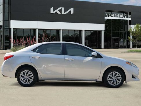 Used 2019 Toyota Corolla LE FWD image 6