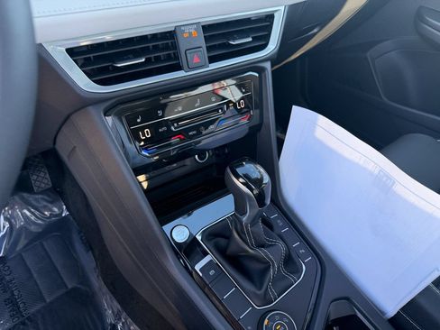 New 2026 Volkswagen Taos SEL AWD/4WD image 19