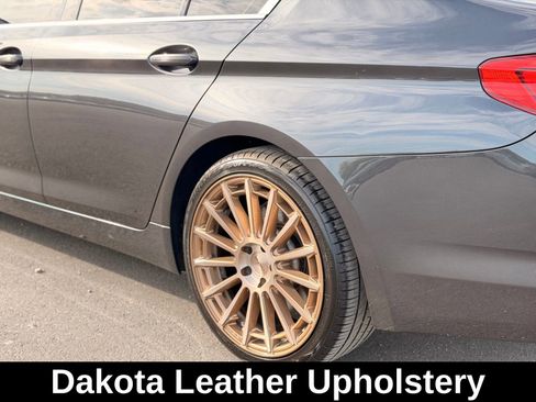 Used 2018 BMW 540i image 17