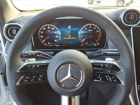 Used 2026 Mercedes-Benz GLC 300 4MATIC image 19