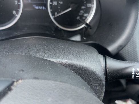 Certified 2022 Nissan Kicks S image 3