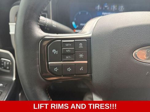 Used 2024 Ford F250 Platinum AWD/4WD image 24