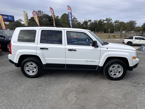 Used 2013 Jeep Patriot Sport FWD image 4