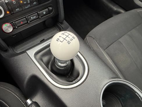 Used 2020 Ford Mustang Coupe image 20