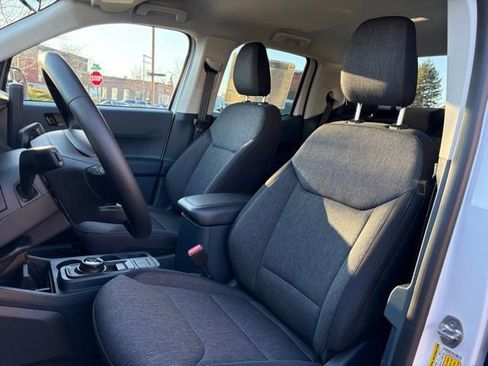 New 2025 Ford Maverick XLT w/ XLT Luxury Package AWD/4WD image 34