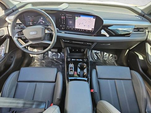 New 2025 Audi Q6 e-tron Premium Plus image 14