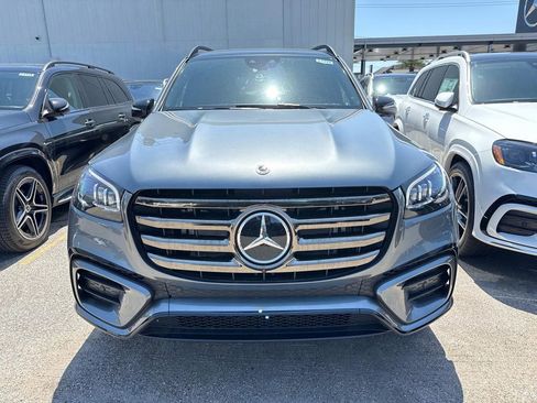 New 2025 Mercedes-Benz GLS 580 4MATIC image 2