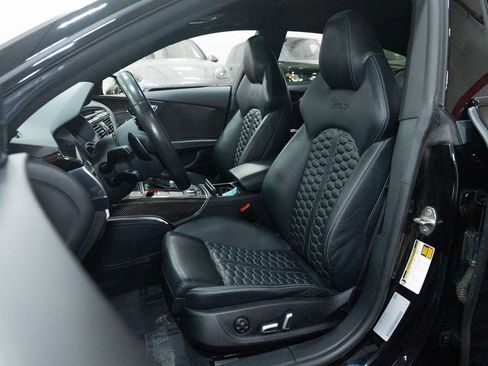 Used 2016 Audi RS 7 Prestige w/ Carbon-Optic Package image 23