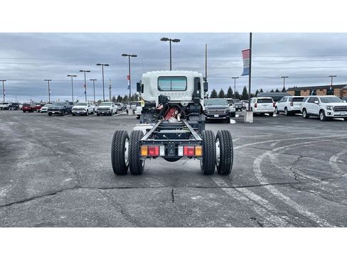 New 2024 Chevrolet Low Cab Forward 6500XD RWD image 7