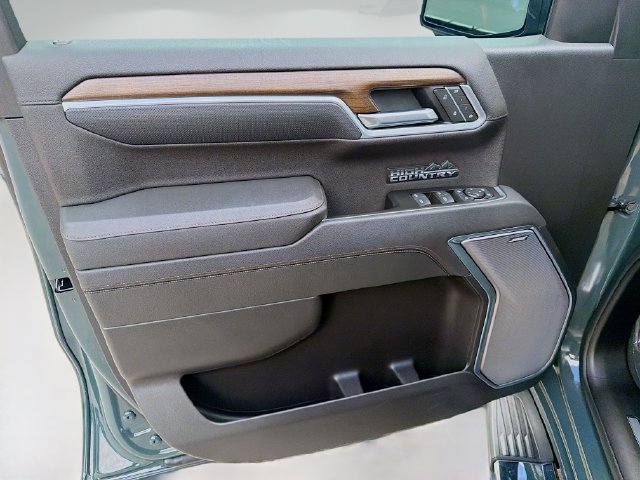 Used 2026 Chevrolet Silverado 1500 High Country w/ High Country Premium Package RWD image 18