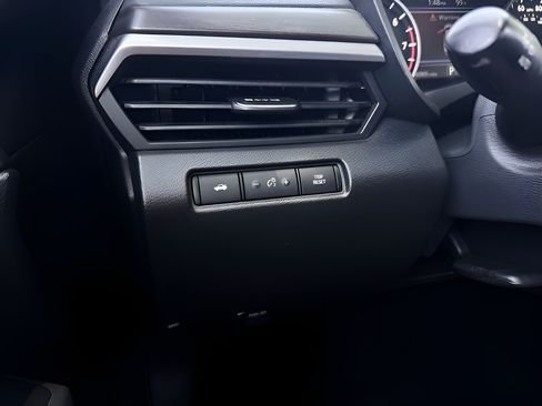 Certified 2025 Nissan Altima 2.5 SV FWD image 16