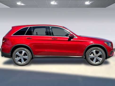 Used 2019 Mercedes-Benz GLC 300 4MATIC image 7