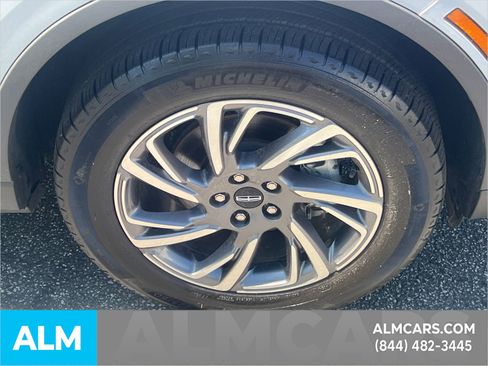 Used 2025 Lincoln Corsair AWD w/ Equipment Group 101A image 14