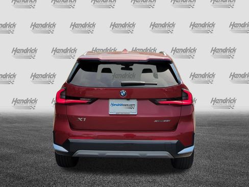 Used 2026 BMW X1 xDrive28i AWD/4WD image 9