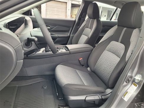 New 2026 Nissan Sentra SV w/ SV Convenience Package image 5