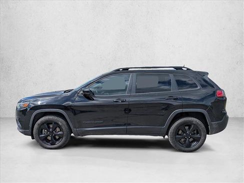 Used 2020 Jeep Cherokee Latitude Plus image 9