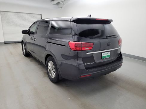 Used 2019 Kia Sedona LX FWD image 5