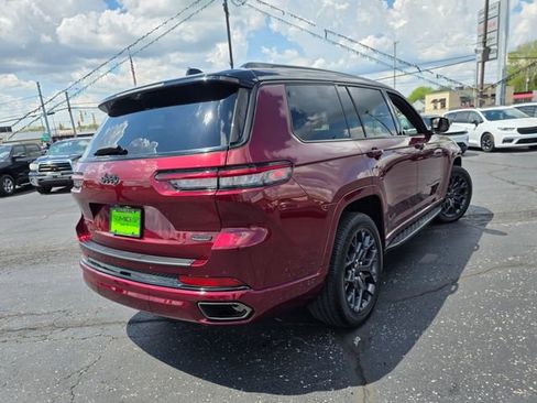 Used 2024 Jeep Grand Cherokee L Summit AWD/4WD image 7