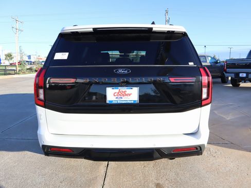 New 2025 Ford Expedition Tremor image 26