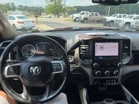 Used 2022 RAM 3500 Laramie AWD/4WD image 16