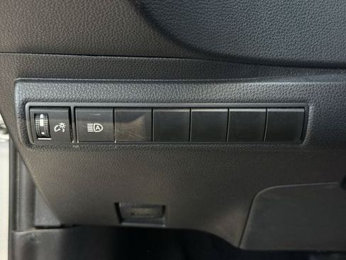 Used 2024 Toyota Corolla LE FWD image 24