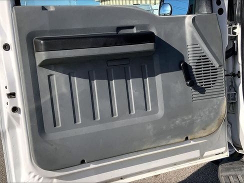 Used 2011 Ford F350 XL image 18