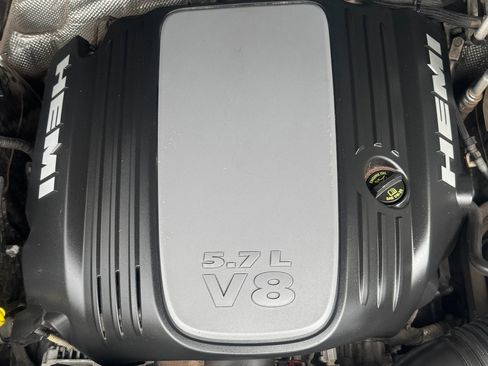 Used 2014 Jeep Grand Cherokee Overland AWD/4WD image 17