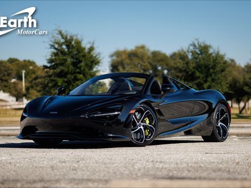 Used 2024 McLaren 750S Spider image 1