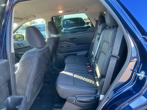 Used 2026 Nissan Pathfinder SV AWD/4WD image 26