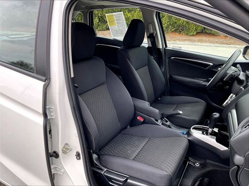 Used 2019 Honda Fit EX image 11