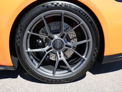 Used 2026 Porsche 911 GT3 RWD image 7