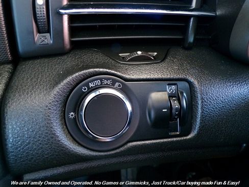Used 2013 Chevrolet Malibu LT FWD image 38